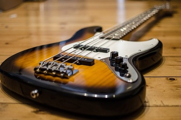 Estudio de bajo jazz